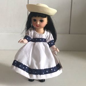 “Setting Sail“  2005 McDonald's Madame Alexander Doll 5”